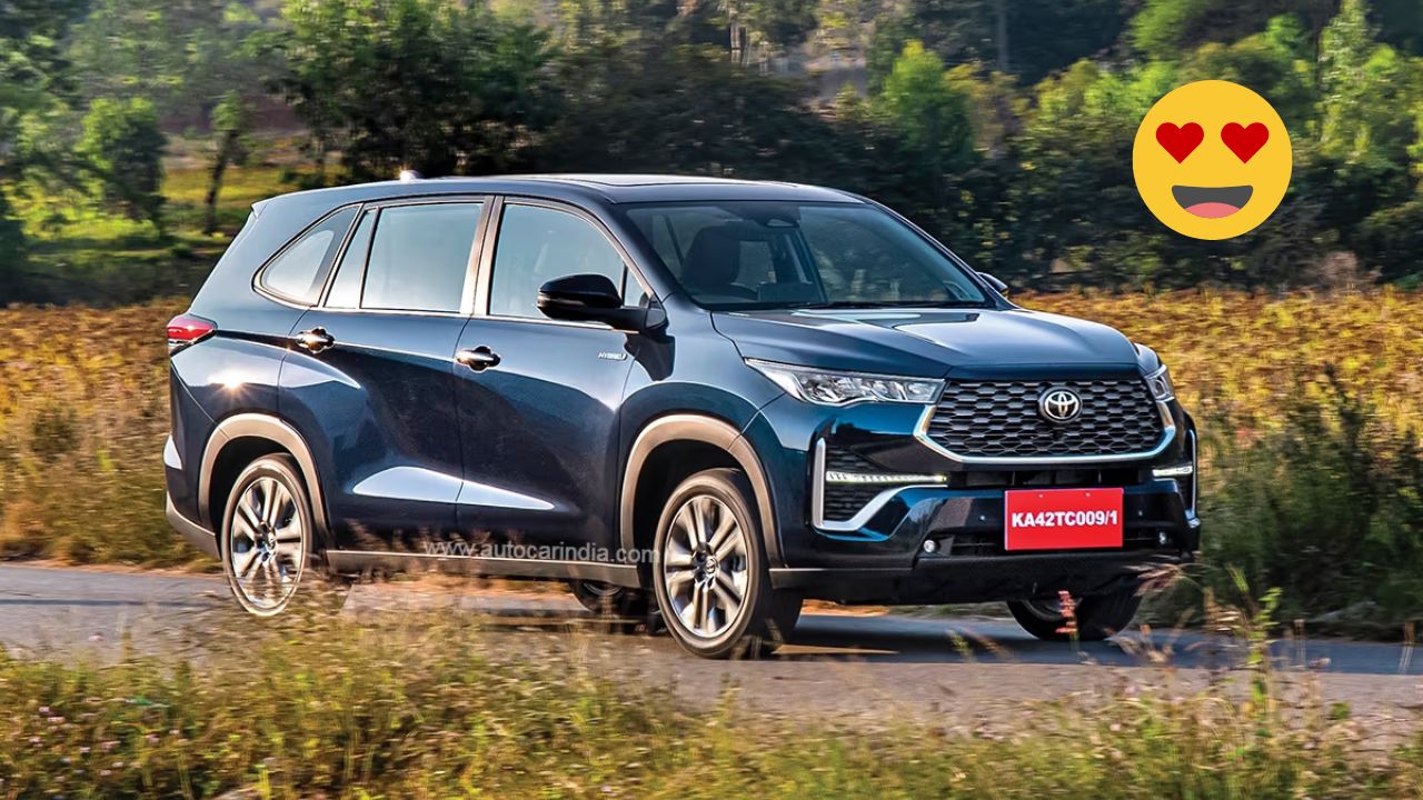 Toyota Innova Hycross 2025